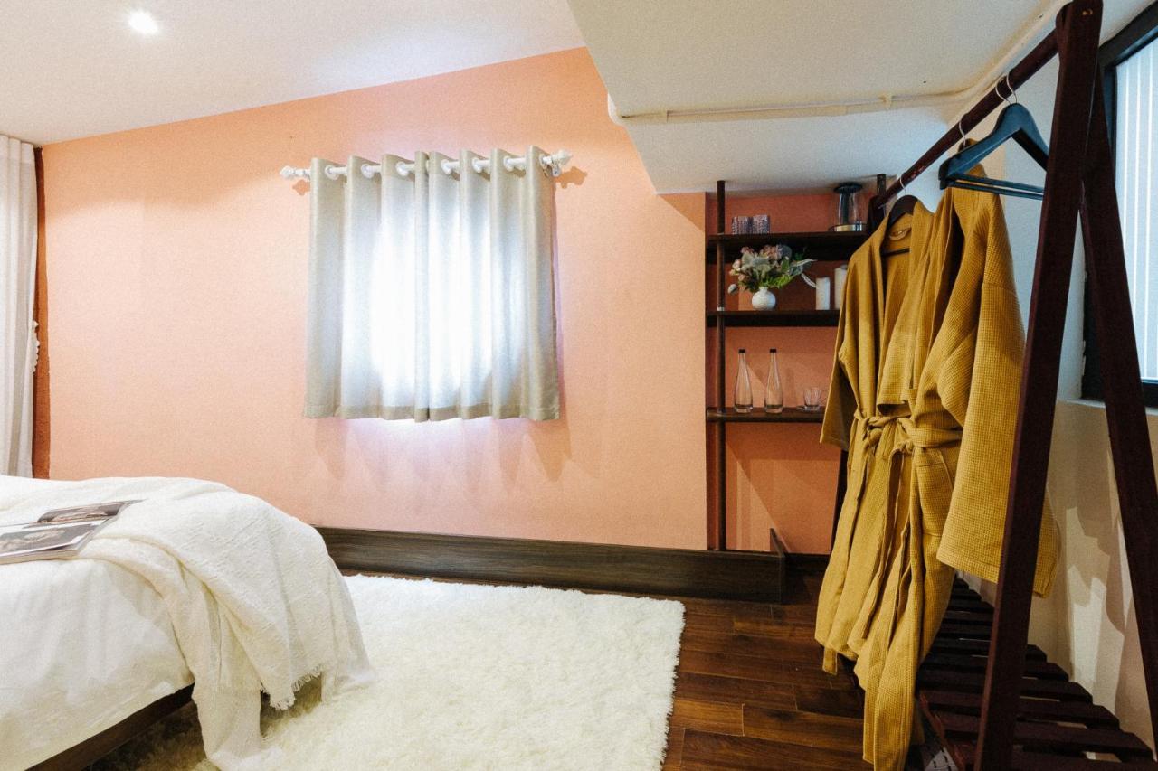 Studio In Beer Street - Delapong Homestay Ta Hien Ανόι Εξωτερικό φωτογραφία